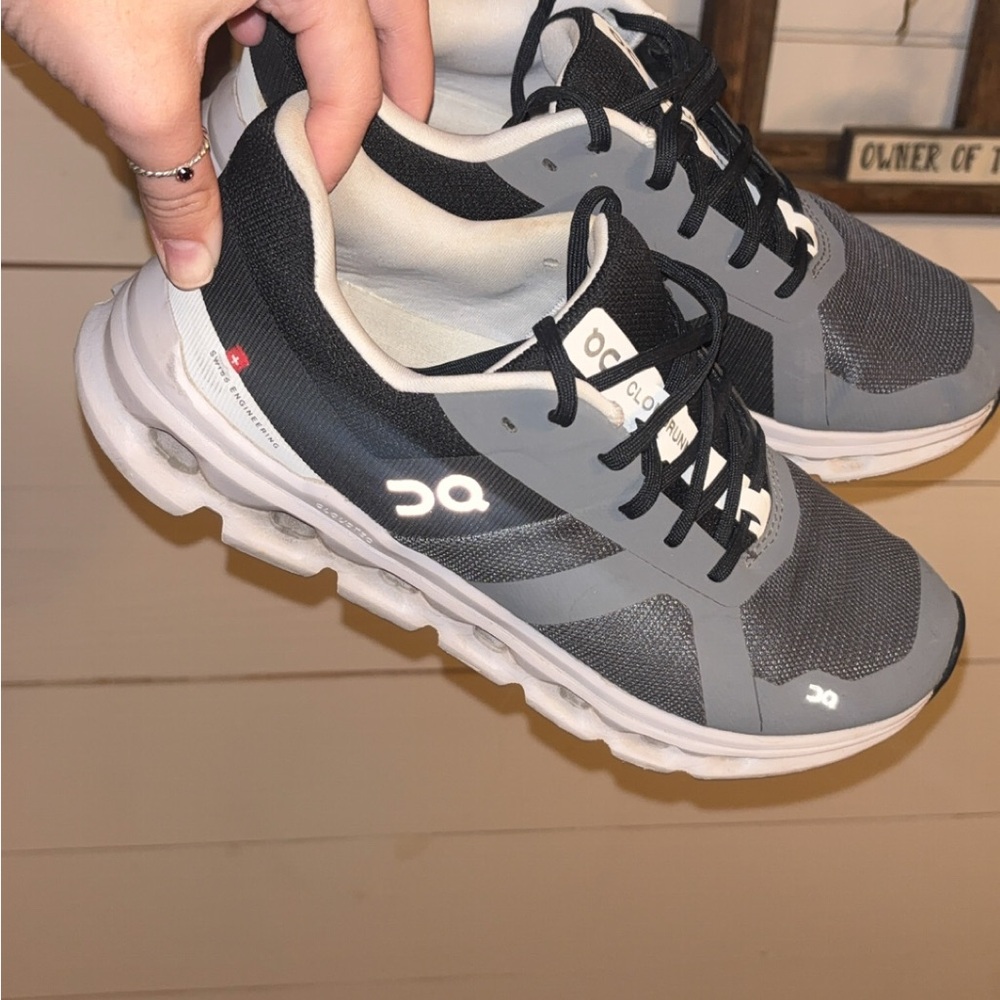 On Running women’s Black and Gray Athletic Shoes